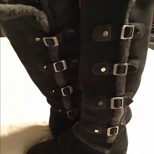Hunter shearling buckle tall boots 8.5